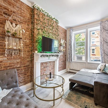 Minutes To Nyc Sleeps 5 Hoboken Exterior foto